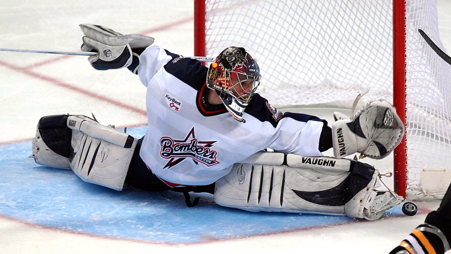 开云中国官网-海外海钓比赛，海上争夺黄金钓点，外海海钓视频